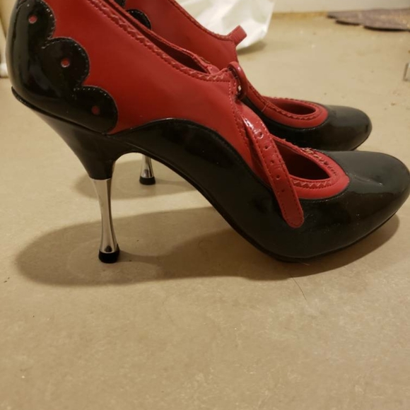 Size 10 womens high heels - Picture 3 of 3